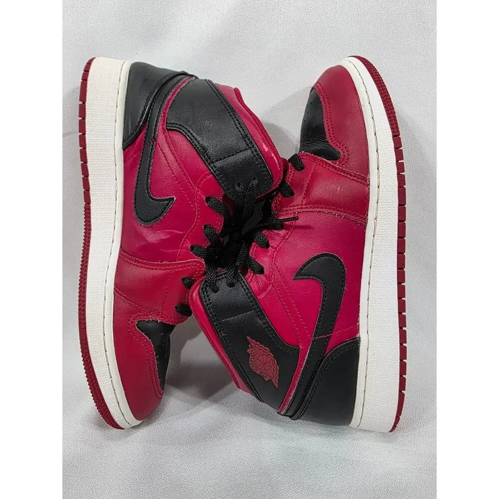 Nike Air Jordan 1 Mid Reverse Bred Big Kids Youth Size 7Y Red Black